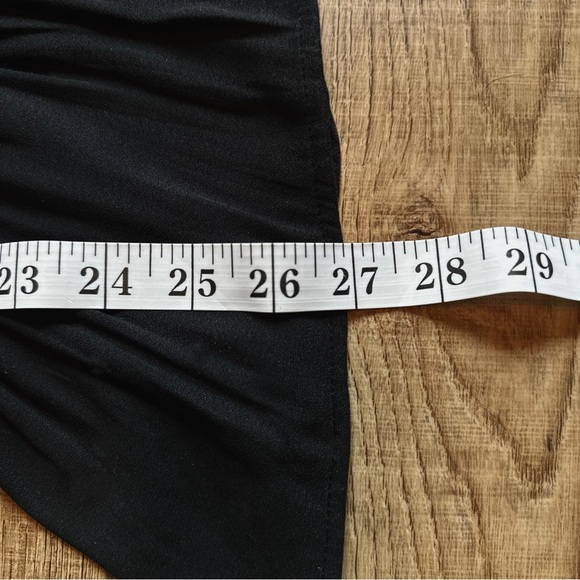 Maeve Anthropologie Black Boho Babydoll Short Sleeve Blouse Size Large Top - Picture 9 of 12